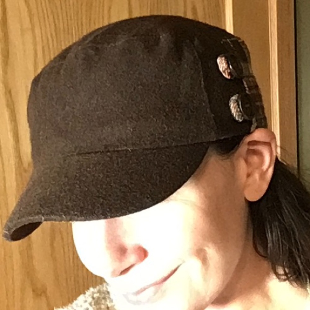 Cute Brown & Orange Ladies Wool Blend Hat  ~